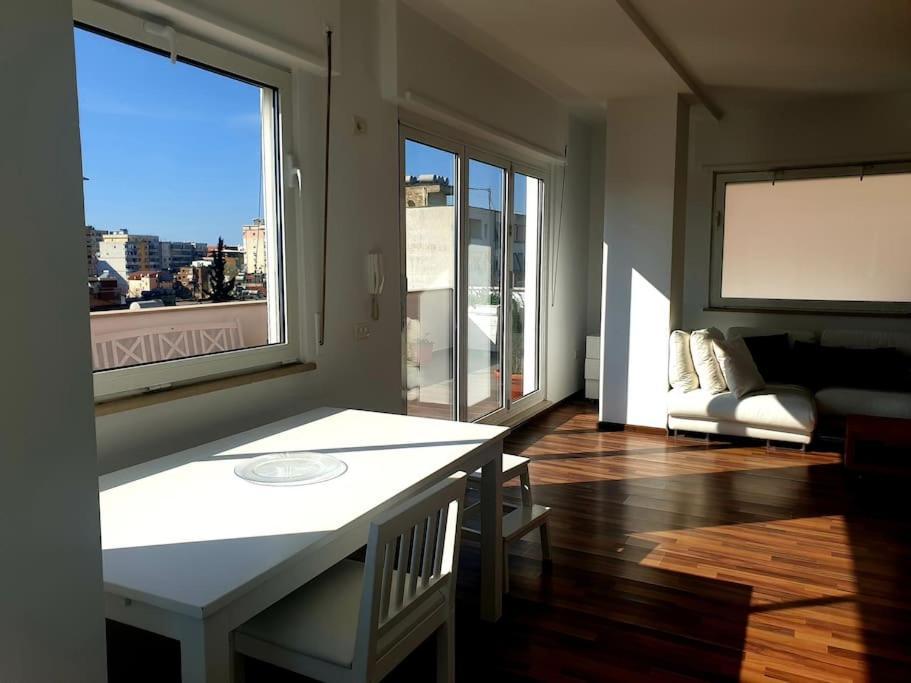 140m2 Floorcentral Loft 24hr Self Check-in Apartment
